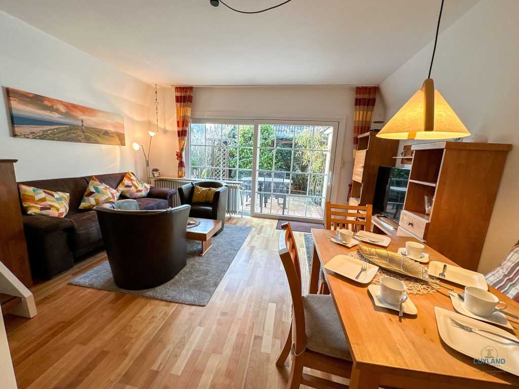 Cuxland-Fewo-Service-Ferienhaus Blinkfür-Kampweg 16-Wohn/Esszimmer