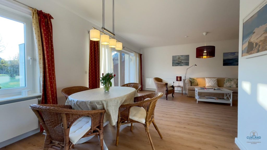 Cuxland-Fewo-Service-Ferienhaus James-Wohn/Essbereich