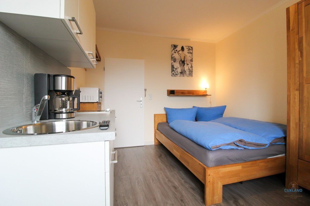 Cuxland-Fewo-Service-Haus Frauenpreiss-Wohnung 64-Wohn/Schlafbereich