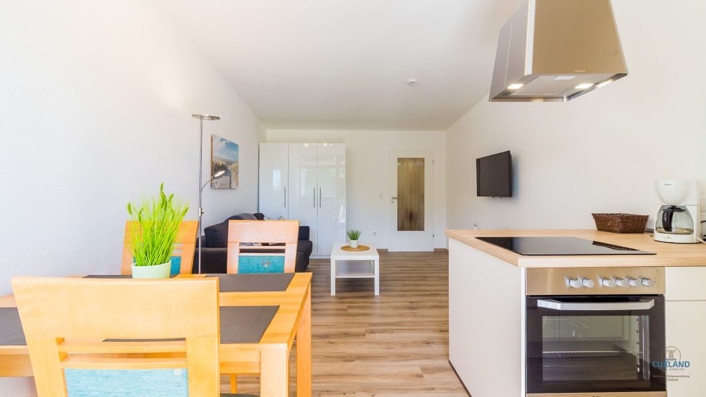 Cuxland-Fewo-Service-Haus Essen-Wohnung 12-Wohn/Essbereich