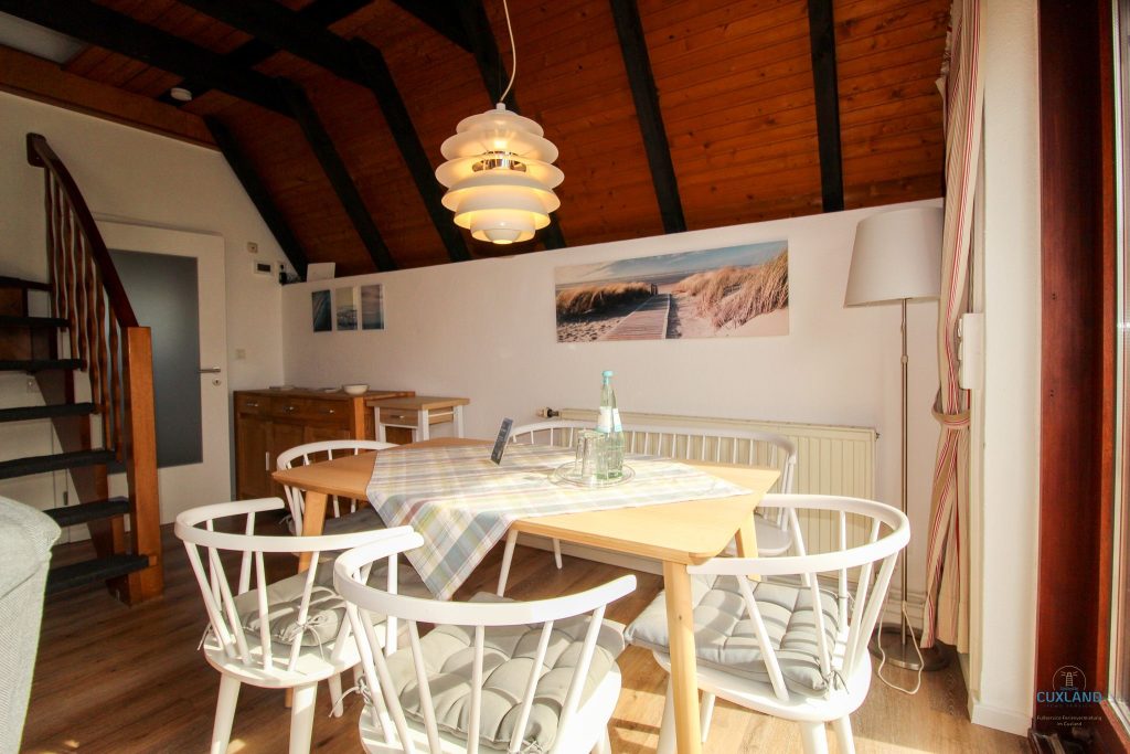Cuxland-Fewo-Service-Haus Hanna-Essbereich