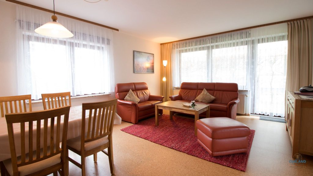 Cuxland-Fewo-Service-Haus Kerstin-Wohnung 8-Wohn/Essbereich