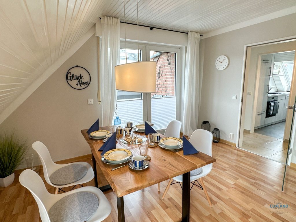 Cuxland-Fewo-Service-Heimathafen-Am Ahoi Bad-Wohnung 8-Essbereich