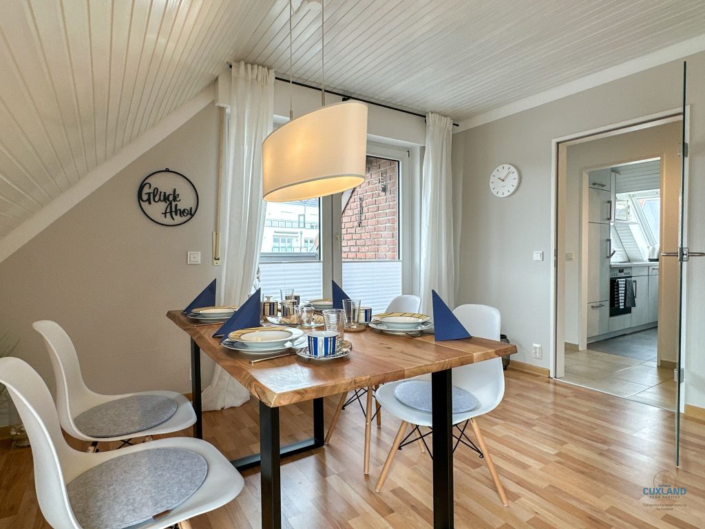 Cuxland-Fewo-Service-Heimathafen-Am Ahoi Bad-Wohnung 8-Essbereich