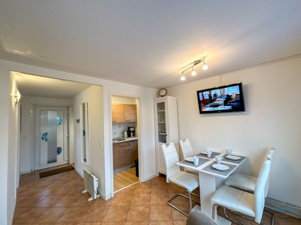 Cuxland-Fewo-Service-Ferienhaus Seepferdchen-Ringwall 86a-Essbereich