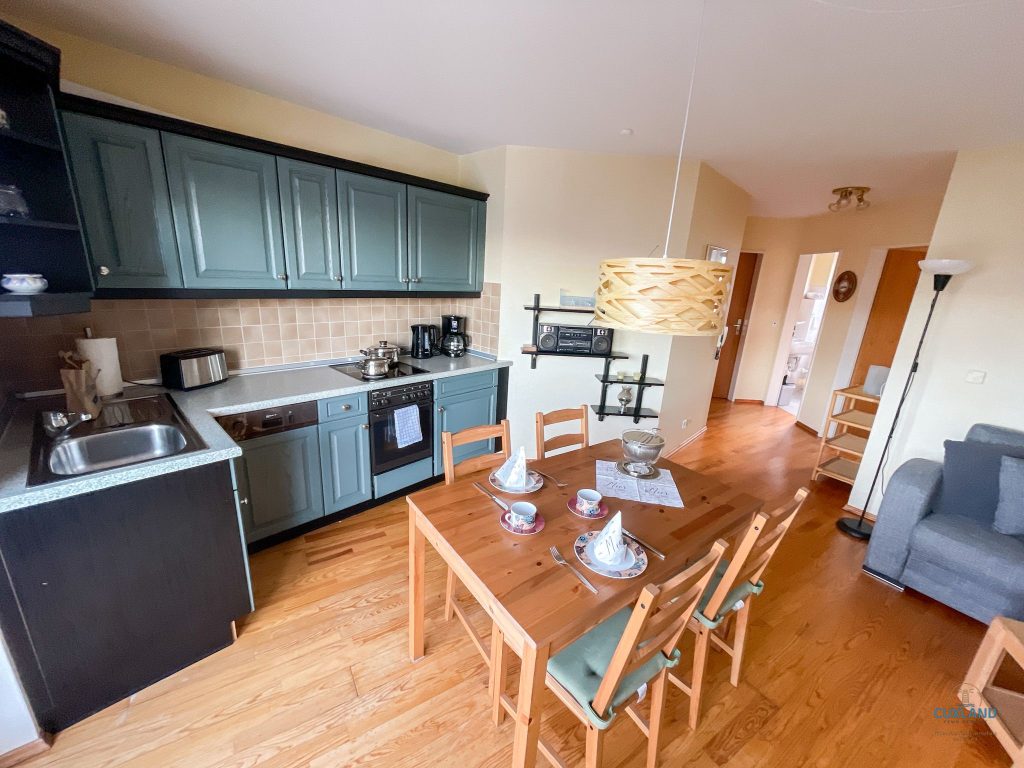 Cuxland-Fewo-Service-Haus Ocean Dream-Wohnung 2-Küchenzeile/Essbereich