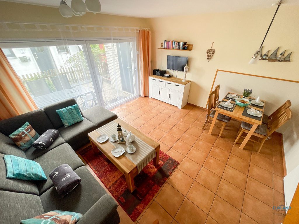 Cuxland-Fewo-Service-Ferienhaus am Ringwall 16-Wohn/Essbereich