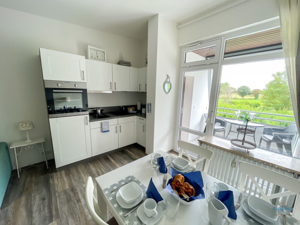 Cuxland-Fewo-Service-Haus Essen-Wohnung 10-Küche