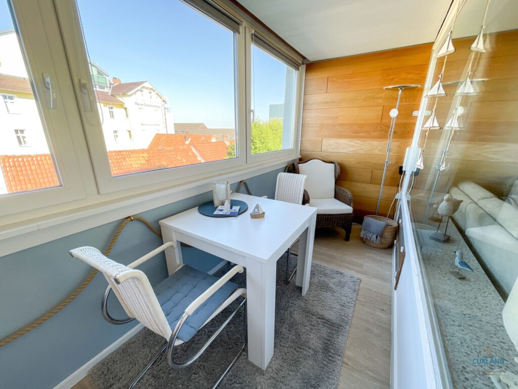Cuxland-Fewo-Service-Haus Alte Liebe-Wohnung 404-Balkon