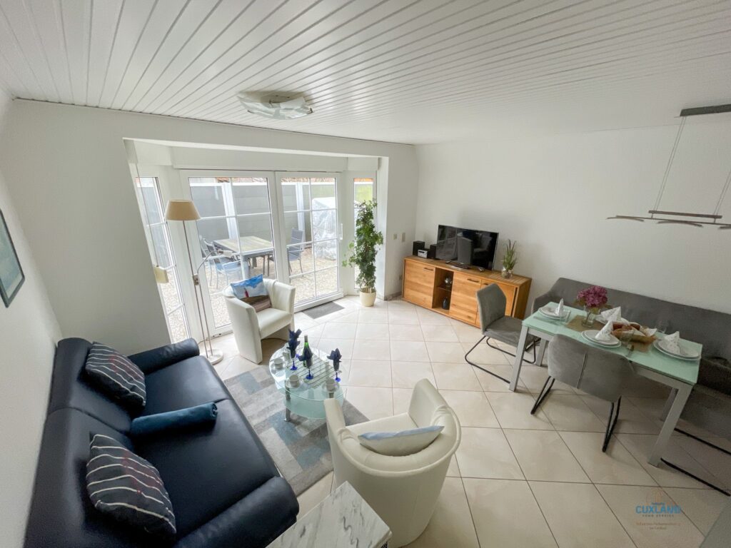 Cuxland-Fewo-Service-Ferienhaus am Ringwall 36-Wohn/Essbereich