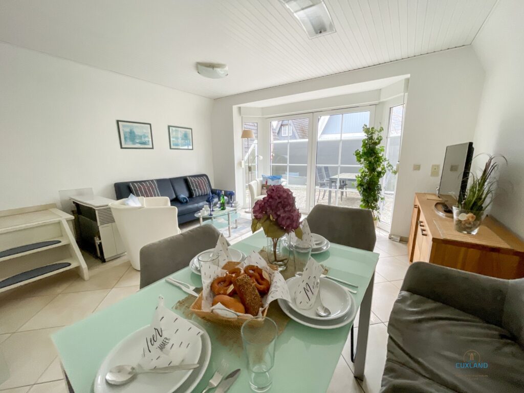 Cuxland-Fewo-Service-Ferienhaus am Ringwall 36-Wohn/Essbereich