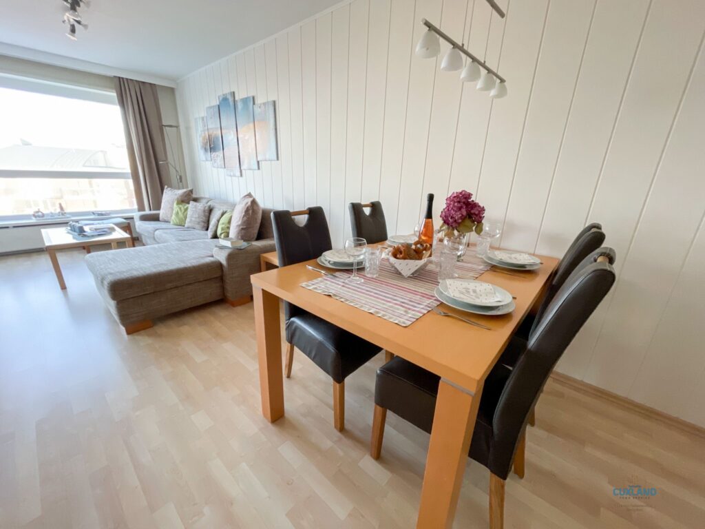 Cuxland-Fewo-Service-Haus Frische Brise-Wohnung 8.10-Wohn/Essbereich