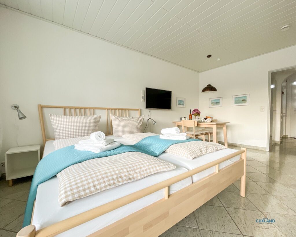 Cuxland-Fewo-Service-Haus Kehrwieder-Wohnung 15-Wohn/Schlafraum
