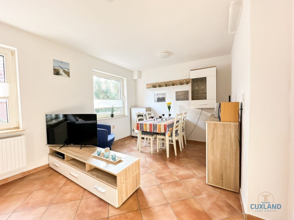 Cuxland-Fewo-Serviche-Ferienhaus Watt schön-Wohn/Esszimmer