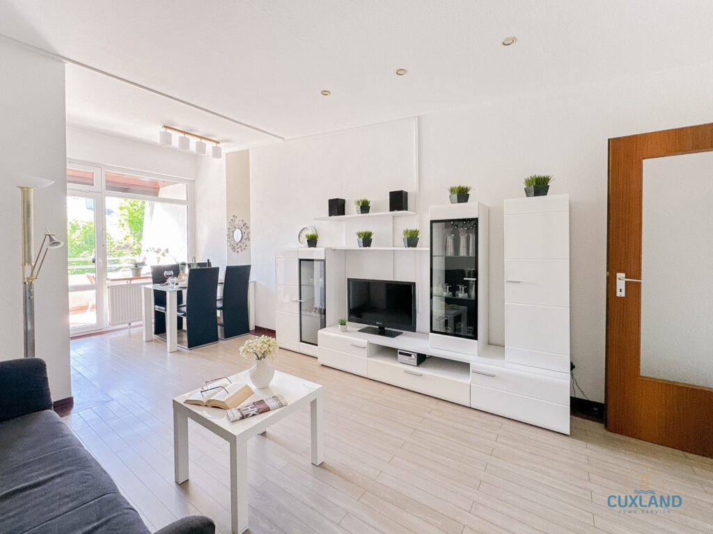 Cuxland-Fewo-Service-Haus Essen-Wohnung 22-Wohn/Essbereich